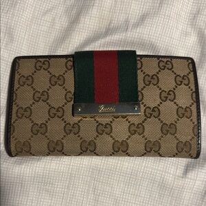 Gucci Tan Wallet with Red and Green Accent
